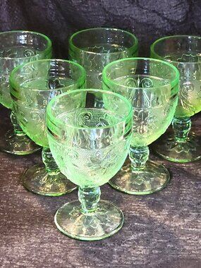 6 Vintage 70's Indiana Tiara‎ Water Goblets Chantilly Green Sandwich Glass 8 Oz